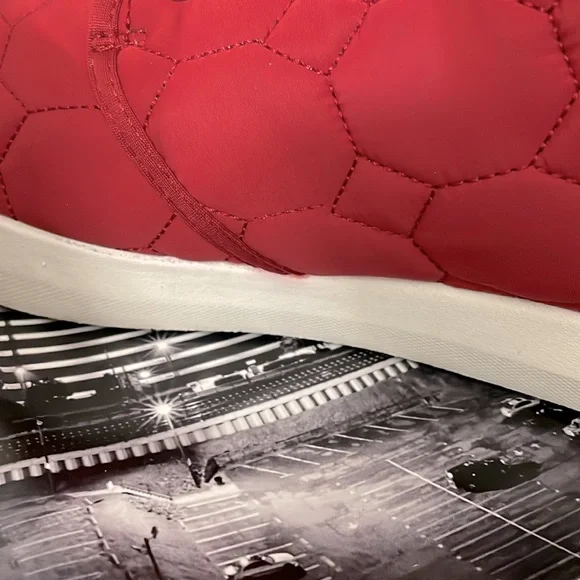 Sun + Stone Mens Puffer Sneakers - Picture 8 of 9